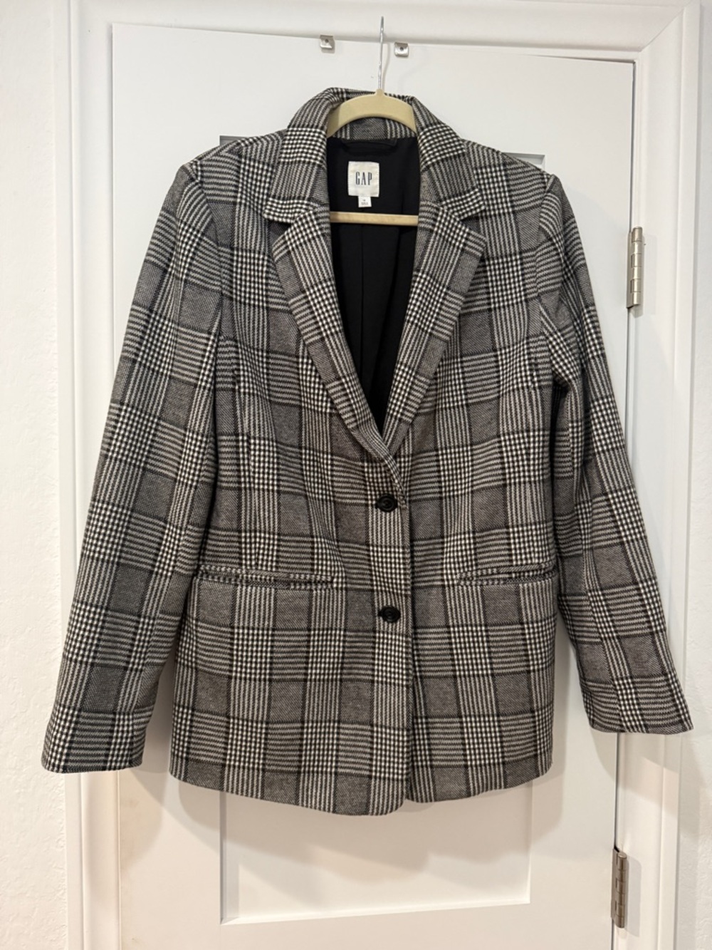 GAP Women's Black and Gray Plaid Blazer